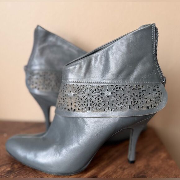 J Vincent Booties Chantile‎ Gray Leather size 8.5 - Picture 6 of 11